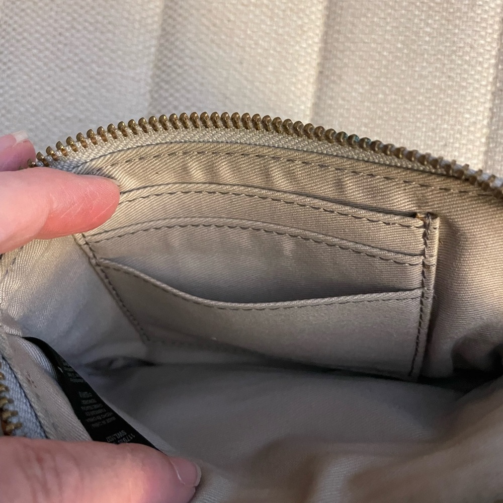 Fossil wristlet - Picture 5 of 6